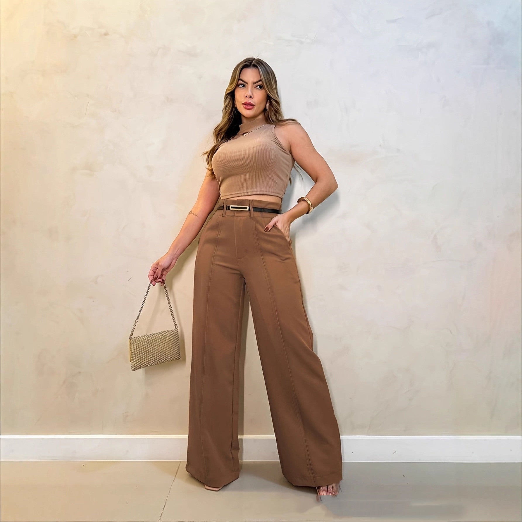 Pantalones rectos de corte estrecho, informales y pequeños