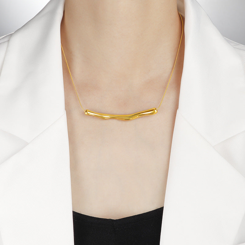 Collar Irregular Elegancia de Acero Titanio